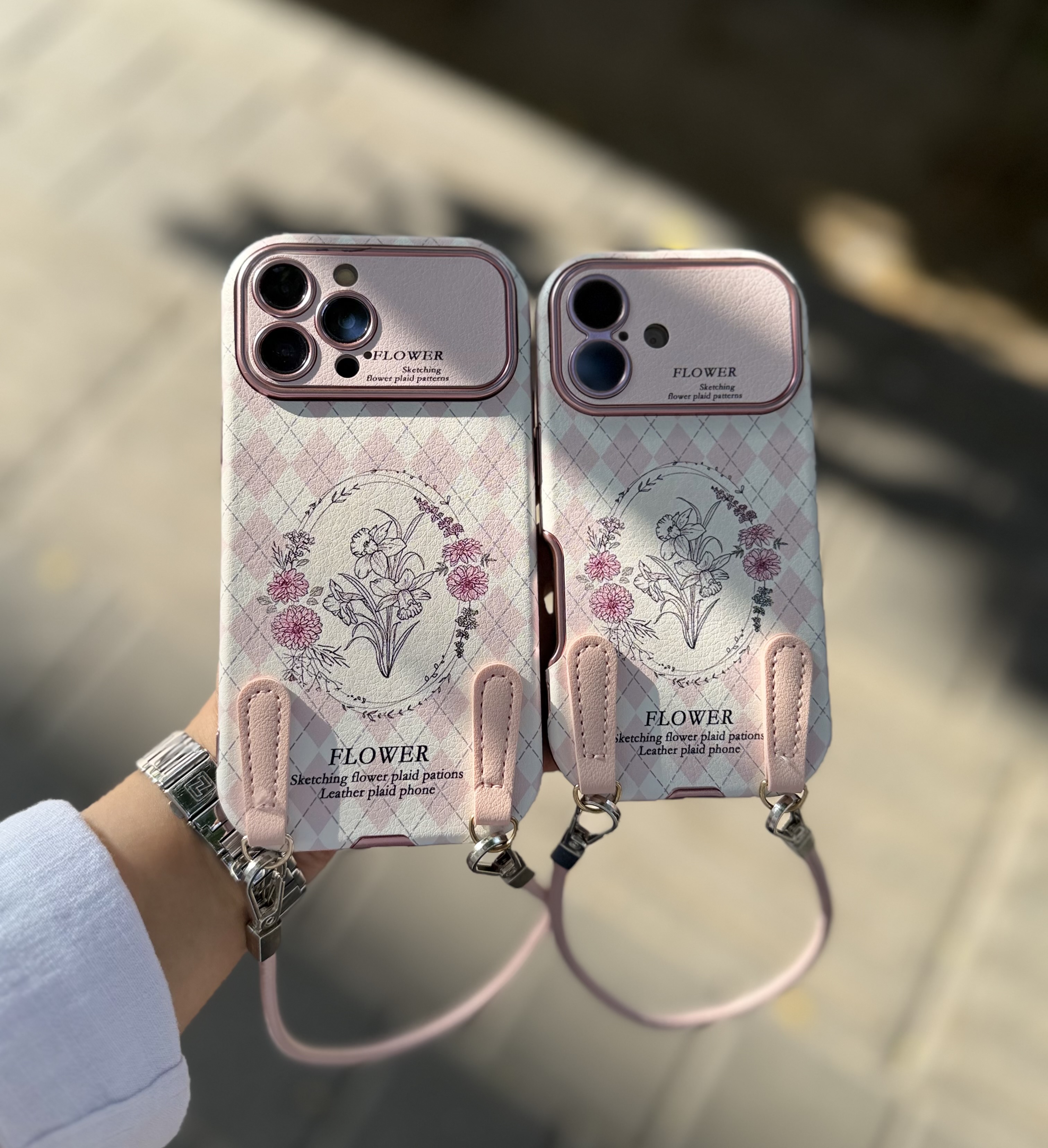 قاب گوشی کانسپت Flowers همراه بند